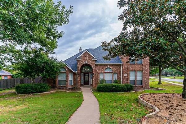 1117 Oak Valley Drive, Keller, TX 76248