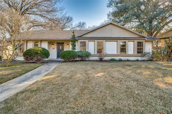 427 Valley Glen Place, Richardson, TX 75080