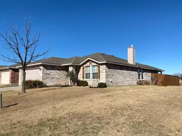 5700 Talons Crest Circle, Fort Worth, TX 76179