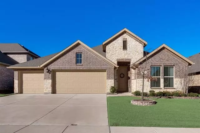 923 Manuel Drive, Fate, TX 75087