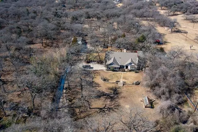 13585 Williams Road, Azle, TX 76020