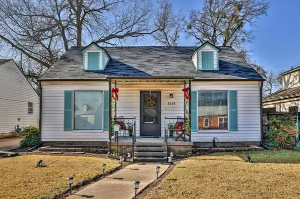 3528 Baldwin Avenue, Fort Worth, TX 76110