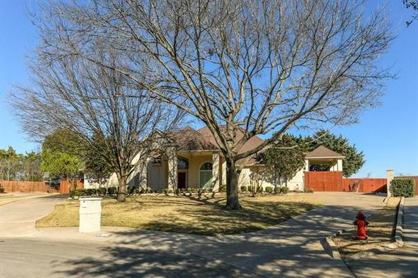 621 Edgewood Lane, Ovilla, TX 75154