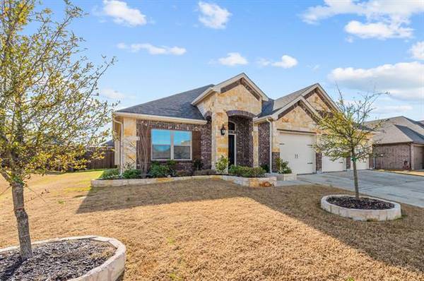 323 Jasmine Drive, Royse City, TX 75189