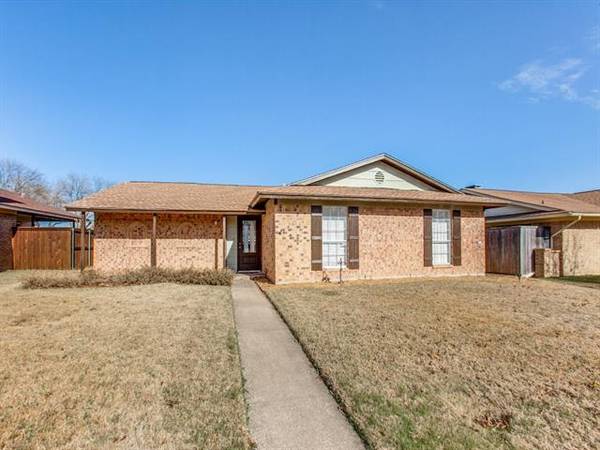 2137 Village Green Drive, Garland, TX 75044