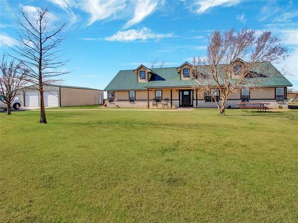 581 Vaughan Lane,  Tioga,  TX 76271