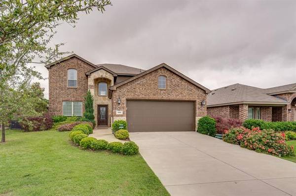 605 Autry Drive, Cross Roads, TX 76227