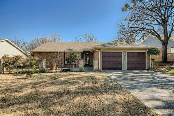 3712 Teal Lane, Bedford, TX 76021