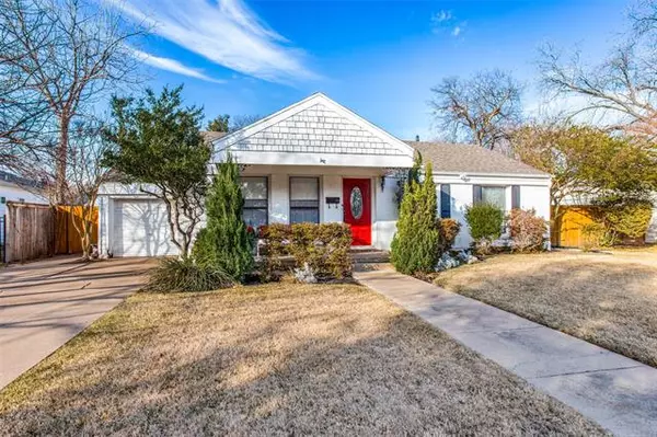 6108 Kenwick Avenue, Fort Worth, TX 76116