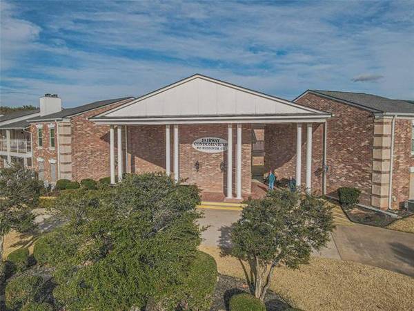 8511 Westover Court #219, Granbury, TX 76049