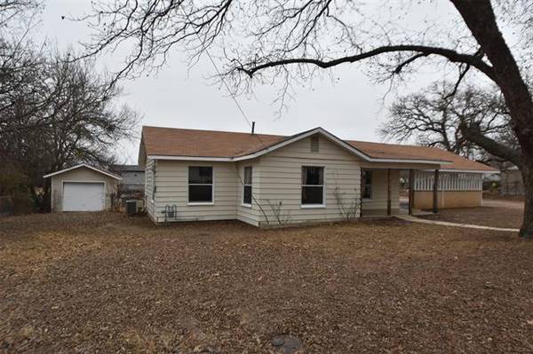 675 S Third Avenue, Stephenville, TX 76401