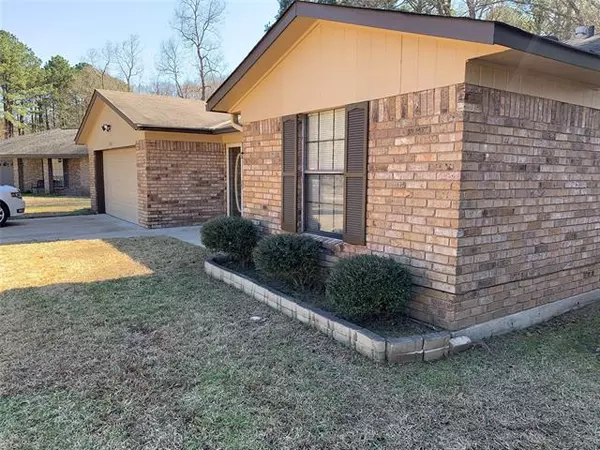 Shreveport, LA 71118,9816 Driftwood Circle