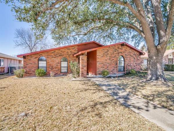 3509 Knoll Point Drive, Garland, TX 75043