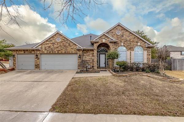 5101 Spanish River Trail, Fort Worth, TX 76137