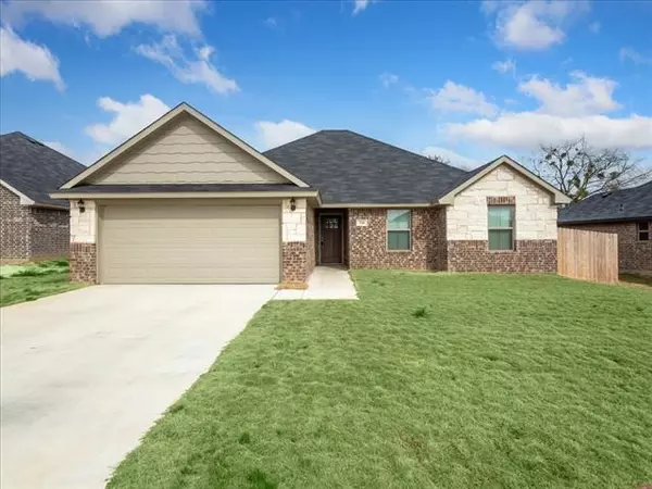 720 Edgewood Avenue, Corsicana, TX 75110