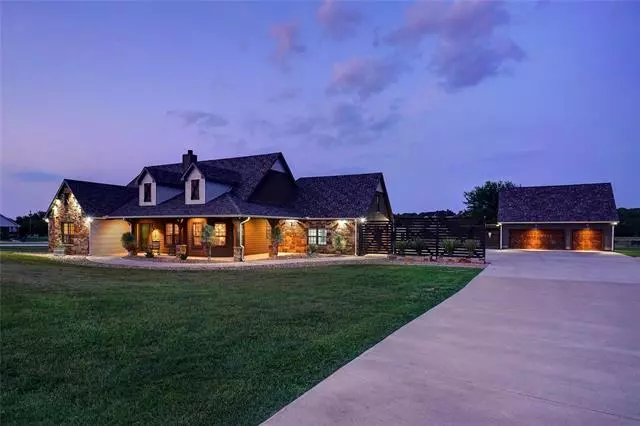 236 Edward Farris Road, Weatherford, TX 76085