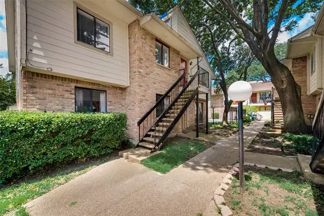 6646 E Lovers Lane #1702, Dallas, TX 75214