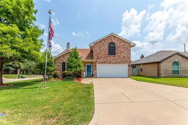 1808 Rybovich Lane, Mansfield, TX 76063