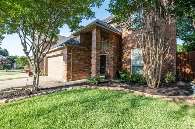 1712 Foxchase Lane, Grapevine, TX 76051