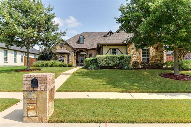 135 Water Garden Drive, Waxahachie, TX 75165