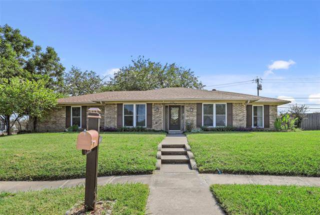 1134 Gardengate Circle, Garland, TX 75043