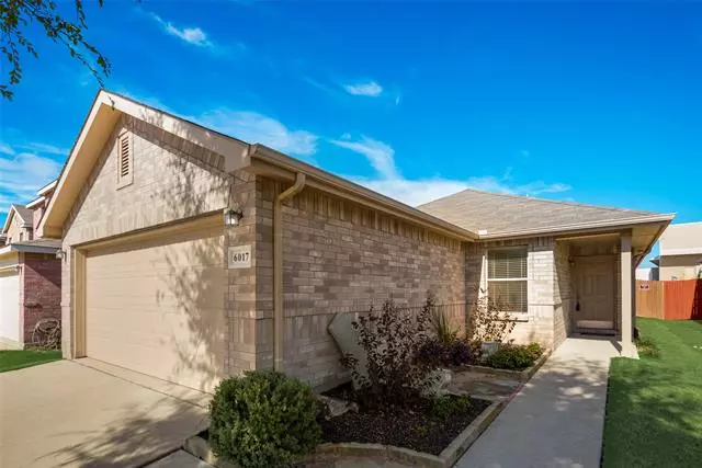 6017 Mountain Robin Court, Fort Worth, TX 76244