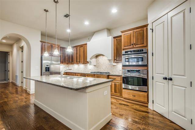 610 Via Ravello #407, Irving, TX 75039