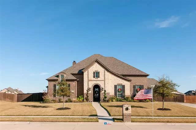 143 Sapphire Lane, Waxahachie, TX 75165