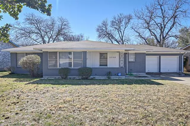 2308 Linda Lane, Fort Worth, TX 76119