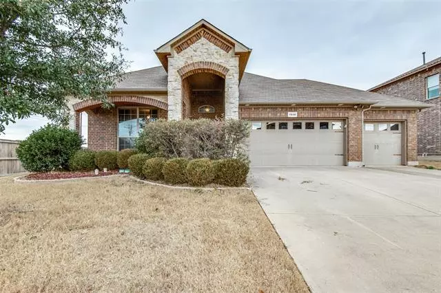 7618 Red Stag Street, Arlington, TX 76002