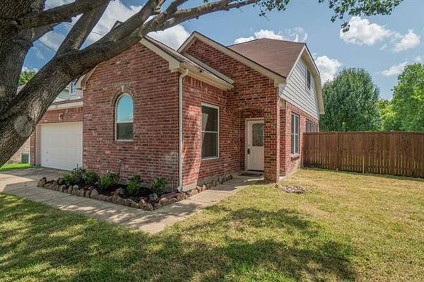 Mckinney, TX 75072,932 Inland Lane