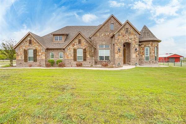 3309 Saddle Club Lane, Crowley, TX 76036