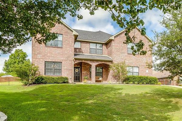 1086 Saint Andrews Drive, Burleson, TX 76028