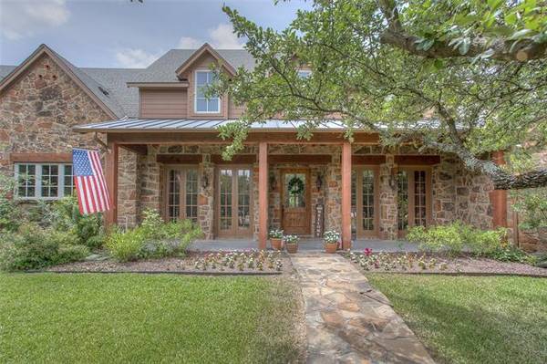 100 Streamview Court, Aledo, TX 76008