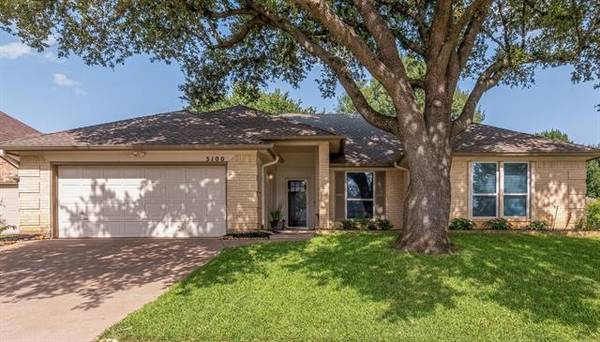 3100 Wildflower Court, Bedford, TX 76021