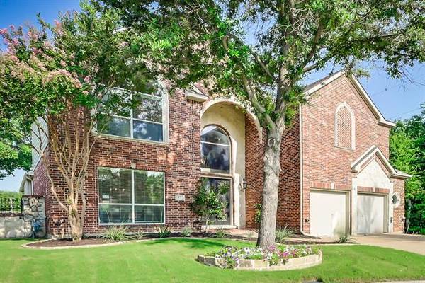 7 Monticello Court, Mansfield, TX 76063