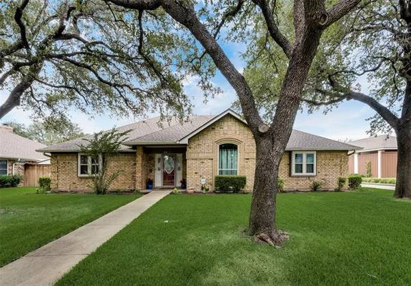 North Richland Hills, TX 76180,6617 Diamond Ridge Drive