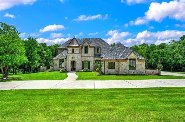 144 Woodland Hills Drive, Sherman, TX 75092