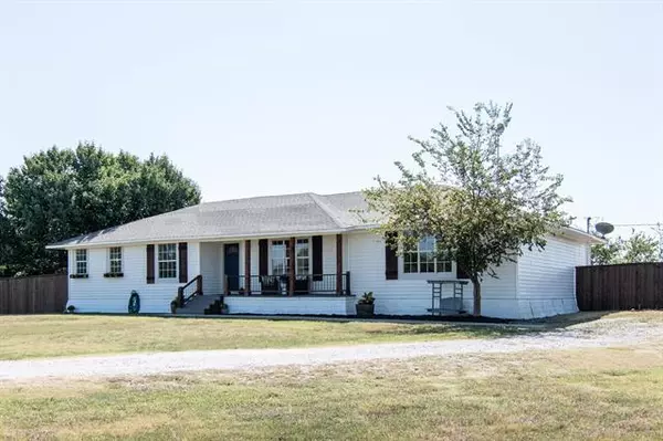 Van Alstyne, TX 75495,57 Henson Road