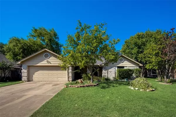 6302 Musket Lane, Arlington, TX 76002