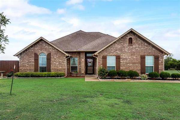 136 Churchill Circle, Weatherford, TX 76085