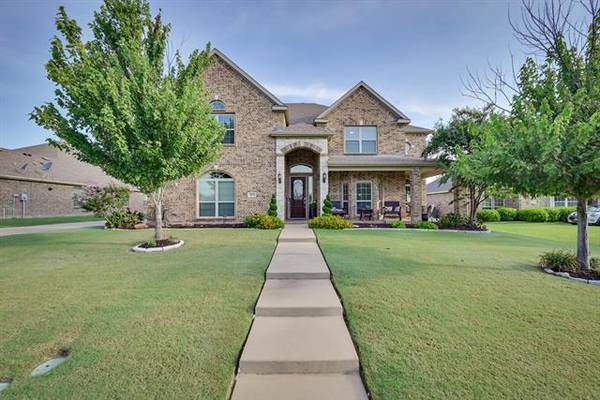 2625 Winding Creek Drive, Midlothian, TX 76065