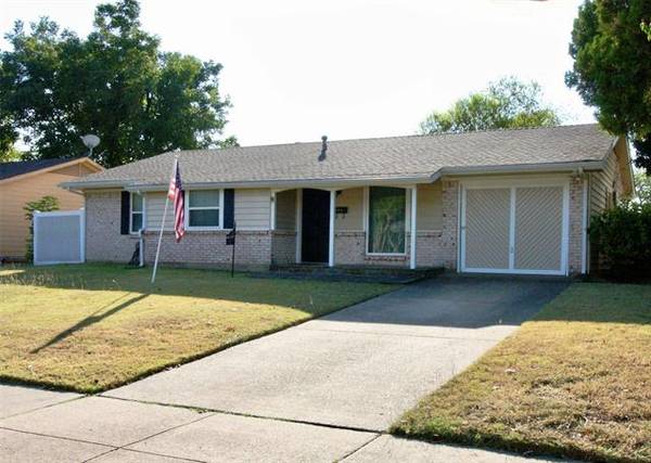 307 Island Drive,  Richardson,  TX 75081