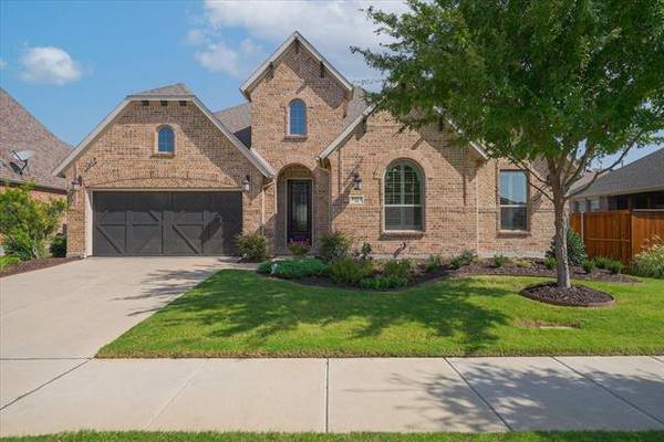 9913 Pikes Peak Place, Oak Point, TX 75068