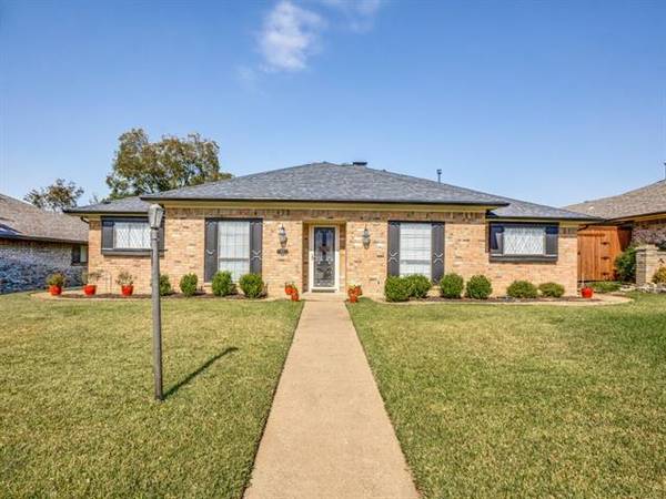 523 Harvest Glen Drive, Richardson, TX 75081