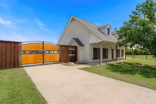 312 Berry Drive, Haslet, TX 76052