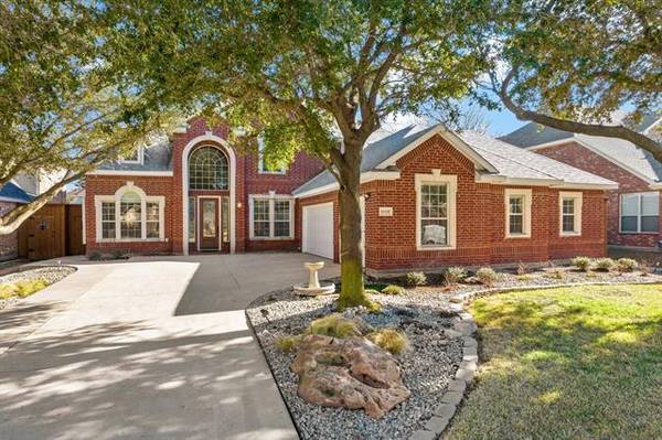 10318 Fairway Vista Drive, Rowlett, TX 75089