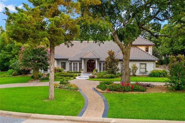 701 Garden Court, Southlake, TX 76092