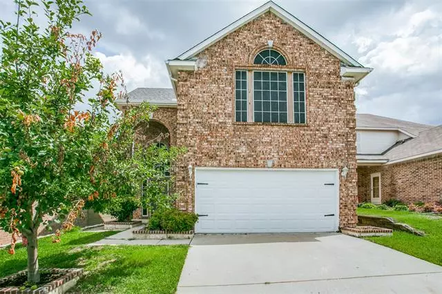 4912 Glenscape Court, Fort Worth, TX 76137