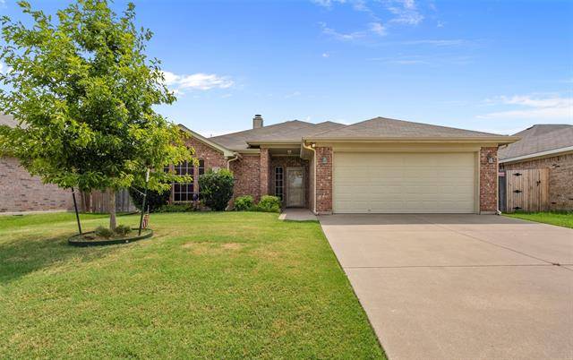 332 Rock Hill Drive, Crowley, TX 76036